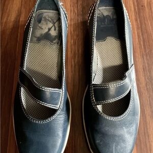 Kenneth Cole Reaction Black Loafers‎